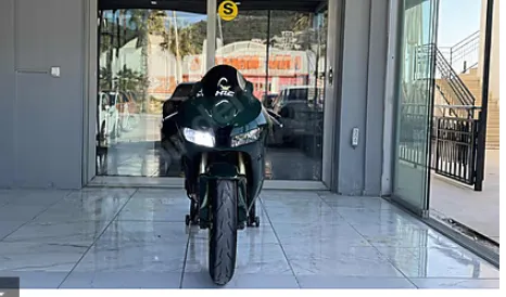 2015 MODEL HONDA CBR 600 RR