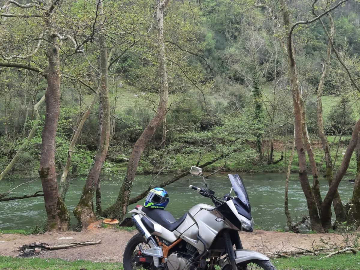 KAWASAKİ KLE 500
