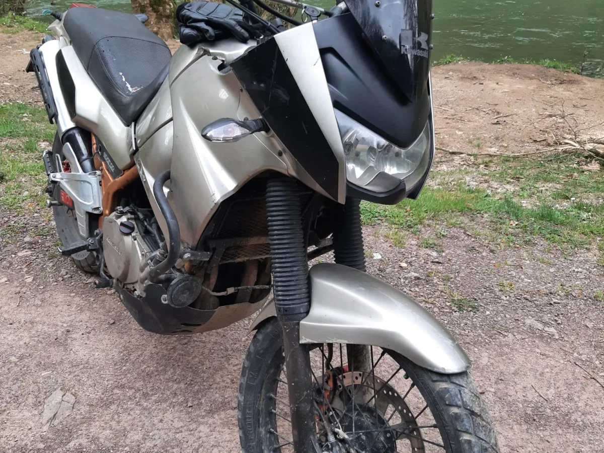 KAWASAKİ KLE 500