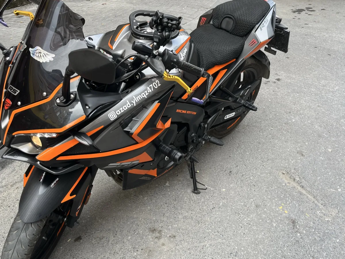 Bajaj pulsar rs200 tertemiz