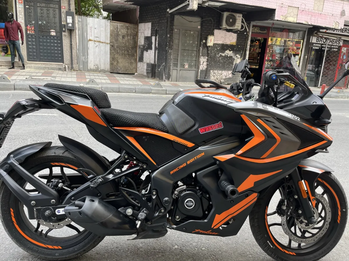 Bajaj pulsar rs200 tertemiz