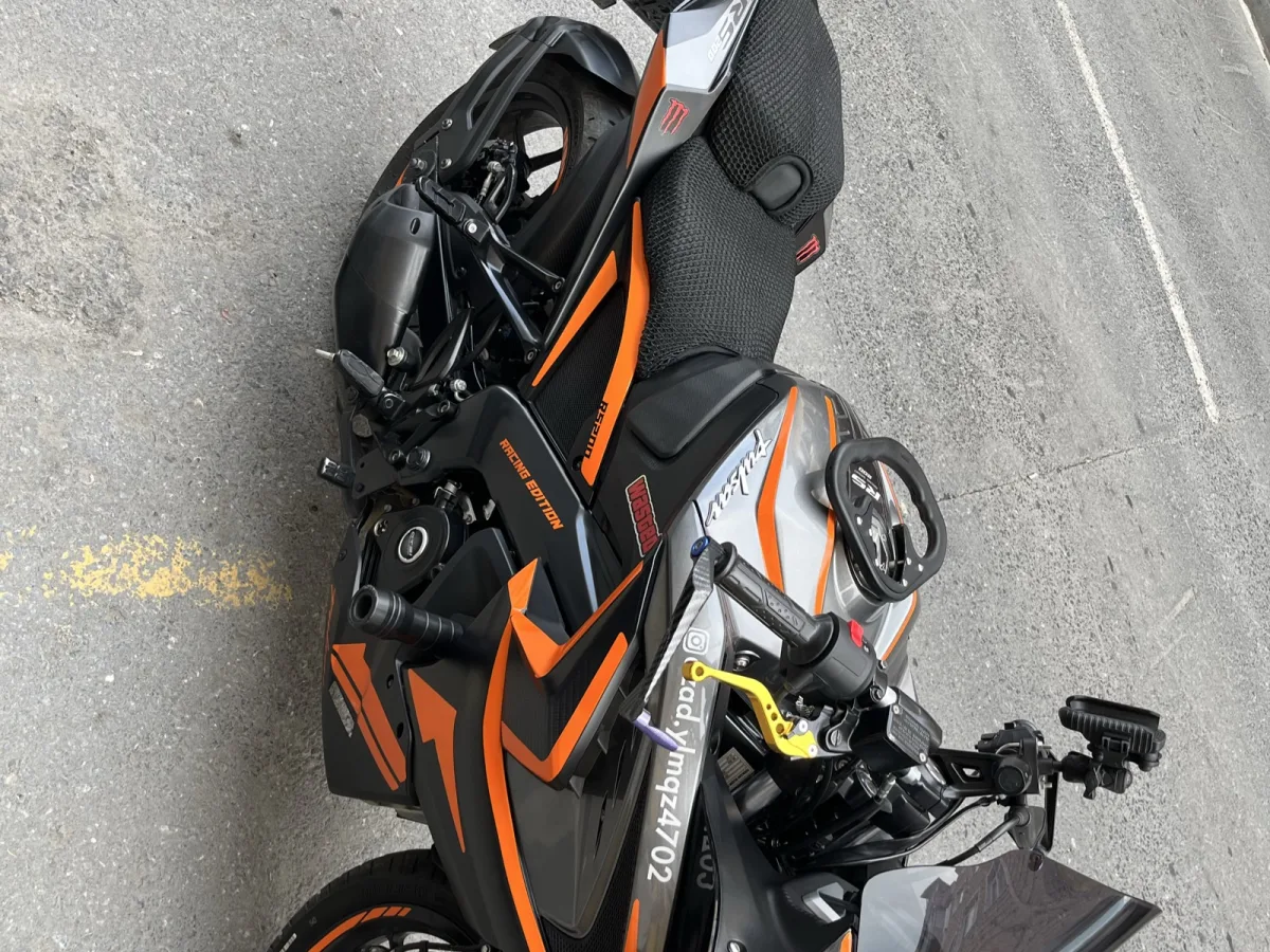 Bajaj pulsar rs200 tertemiz
